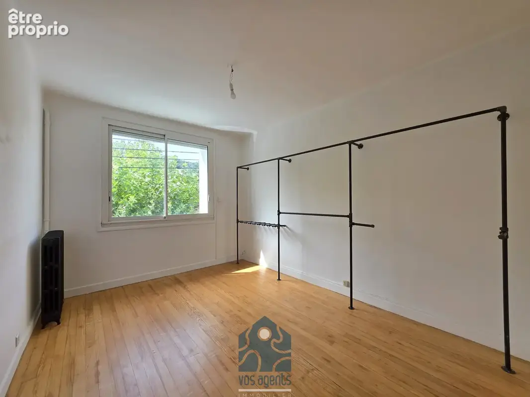 Appartement T4 avec garage, parking, local bureau, cave et jardin commun - photo 7