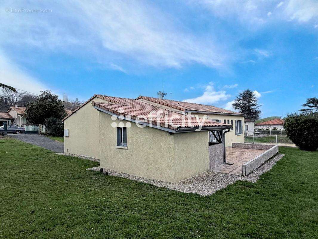 Maison à CASTILLONNES