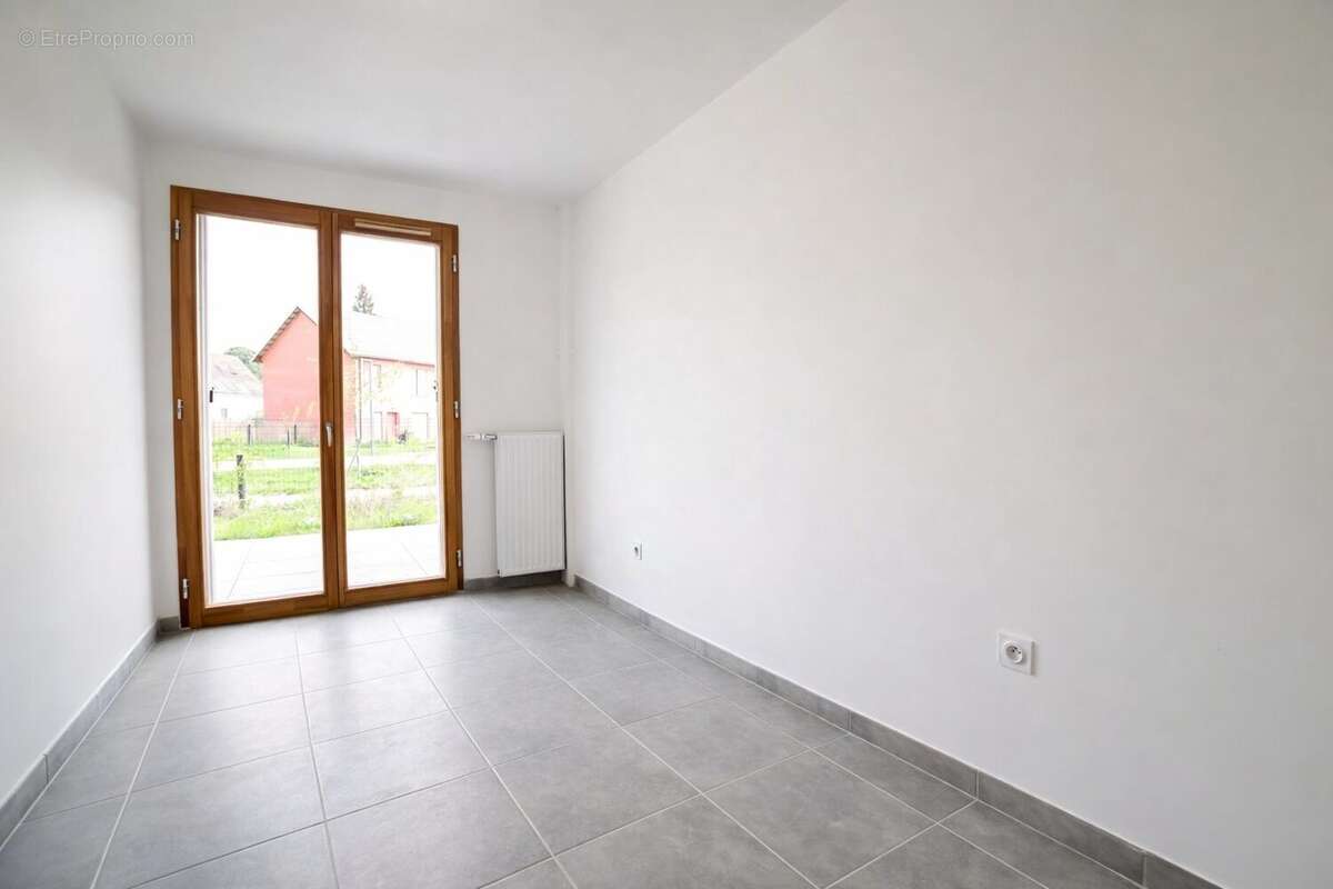 Appartement à SERRIS