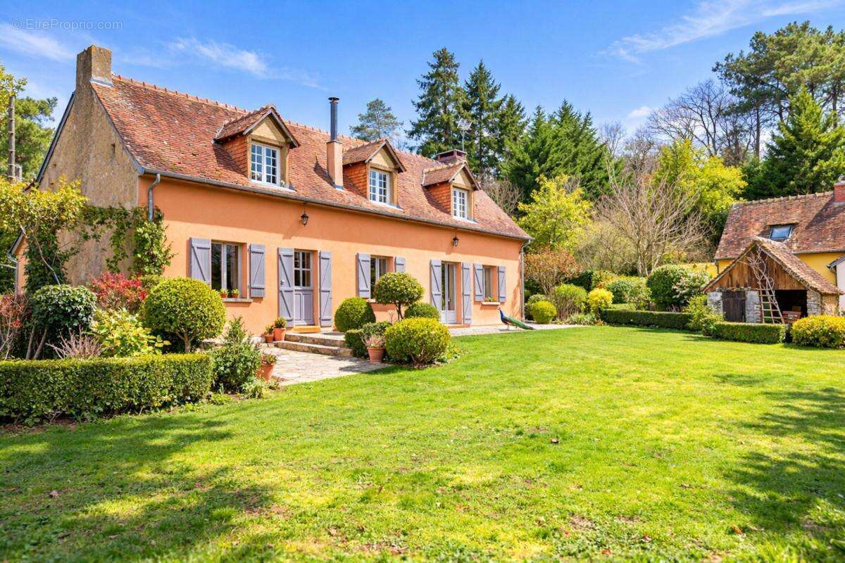 Maison à ECOMMOY