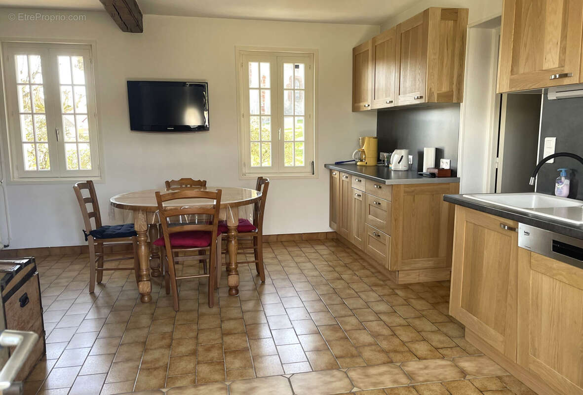 Maison à PERRIGNY-SUR-LOIRE