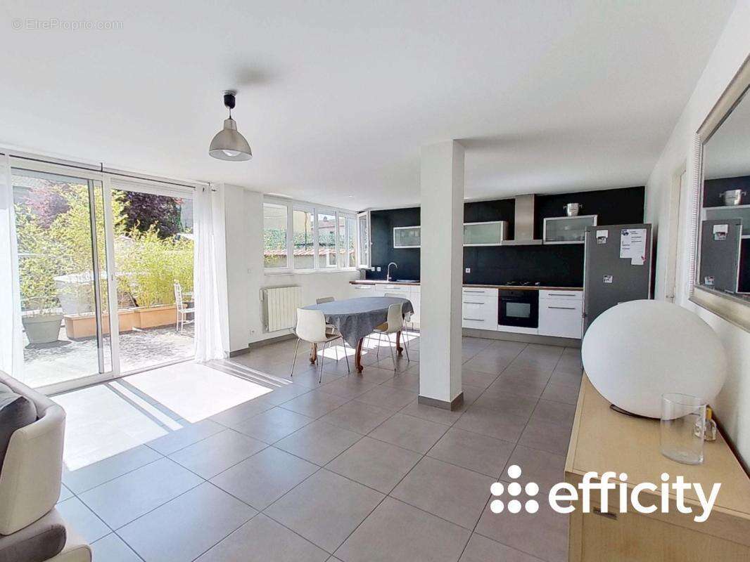 Maison à SAINT-PRIEST