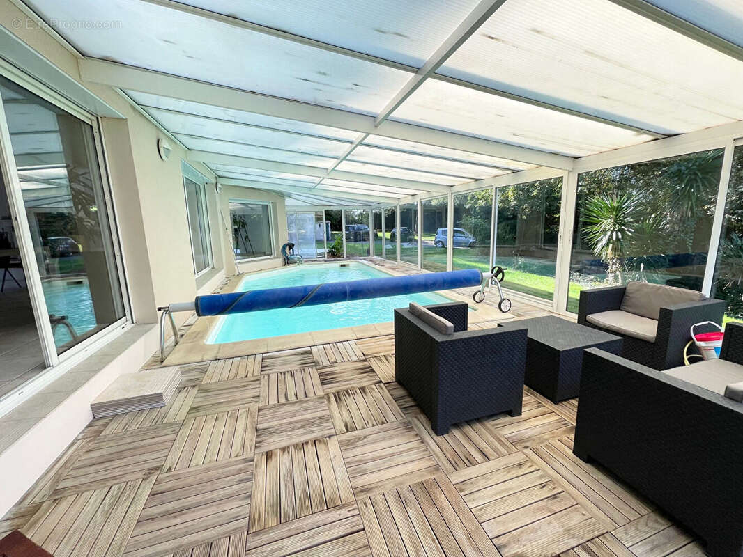 Maison à MORTAGNE-SUR-SEVRE