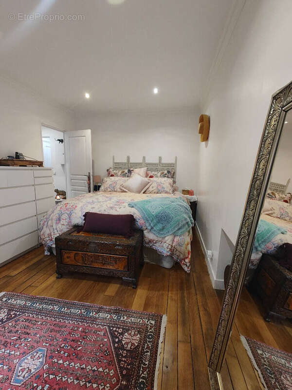 Appartement à PARIS-7E