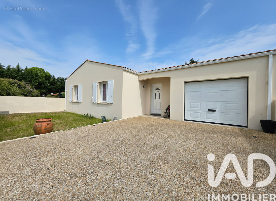 Photo 1 - Maison à SAINT-HIPPOLYTE