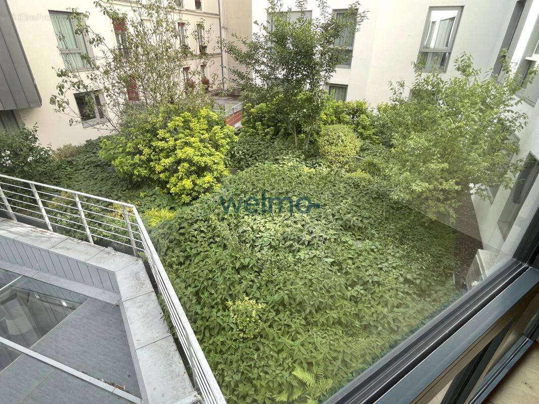 Appartement à PARIS-14E