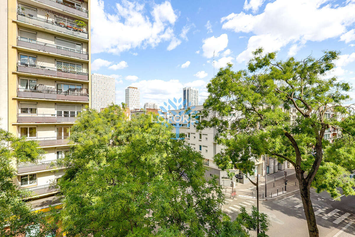 Appartement à PARIS-20E