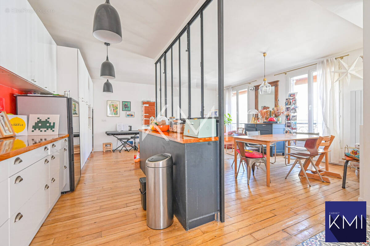 Appartement à PARIS-11E