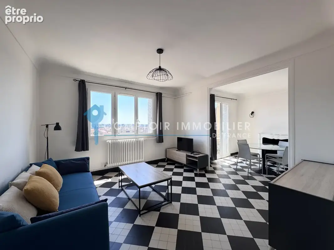 Appartement à ROMANS-SUR-ISERE