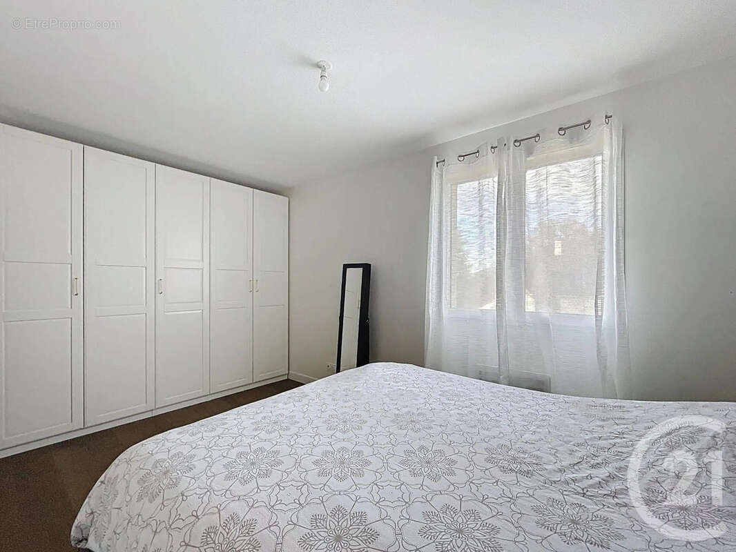 Maison à BOUSSY-SAINT-ANTOINE