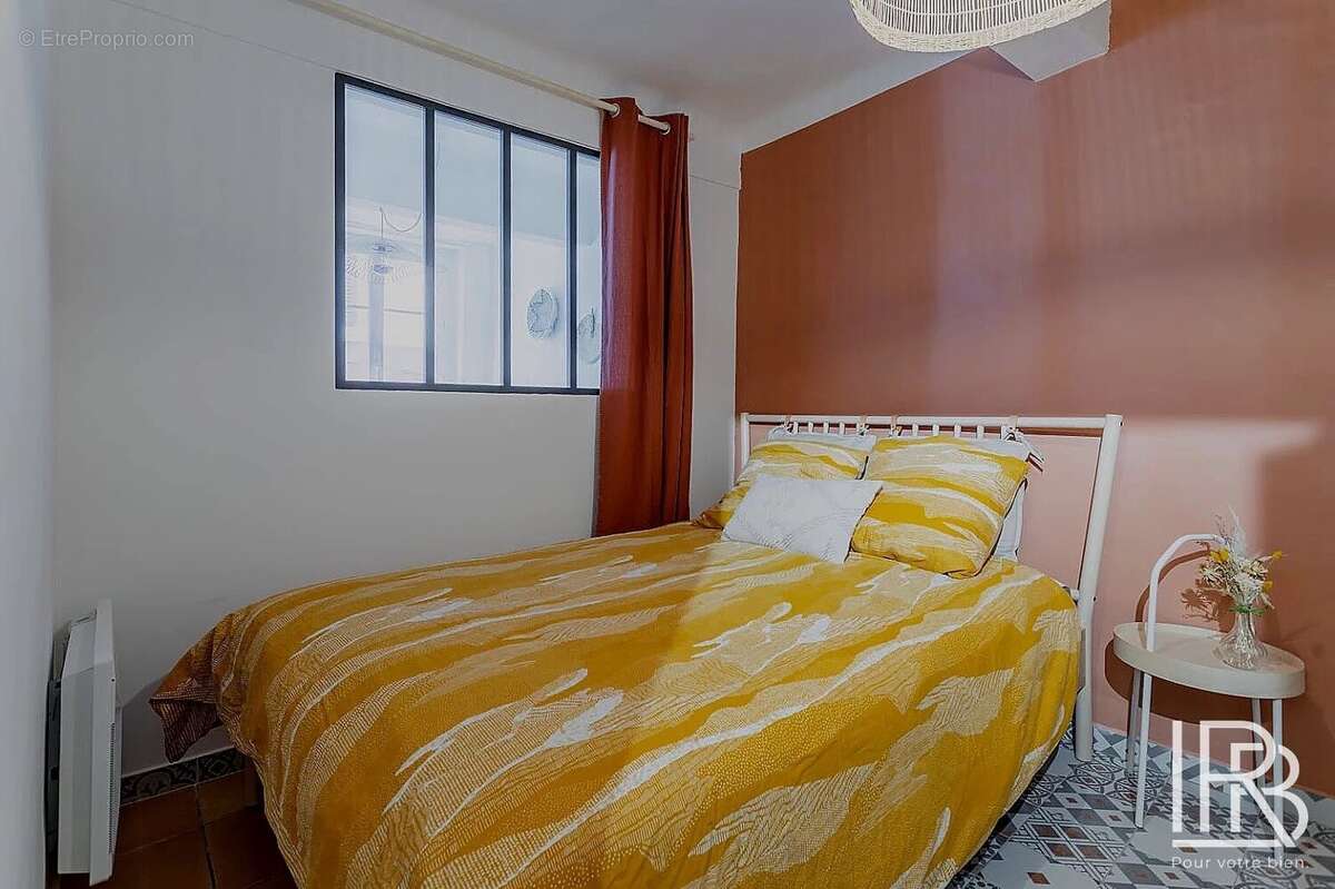 Appartement à MARSEILLE-2E