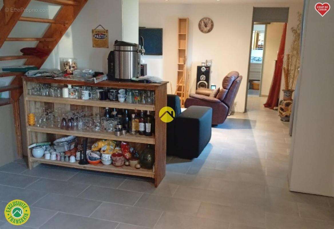 Maison à LA GUERCHE-SUR-L'AUBOIS