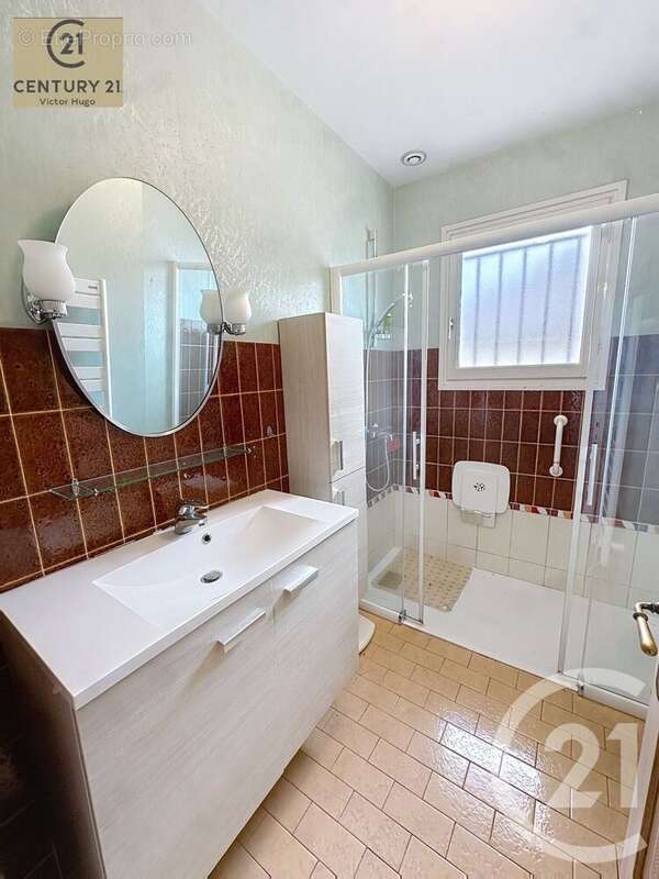 Maison à CONDAT-SUR-VIENNE