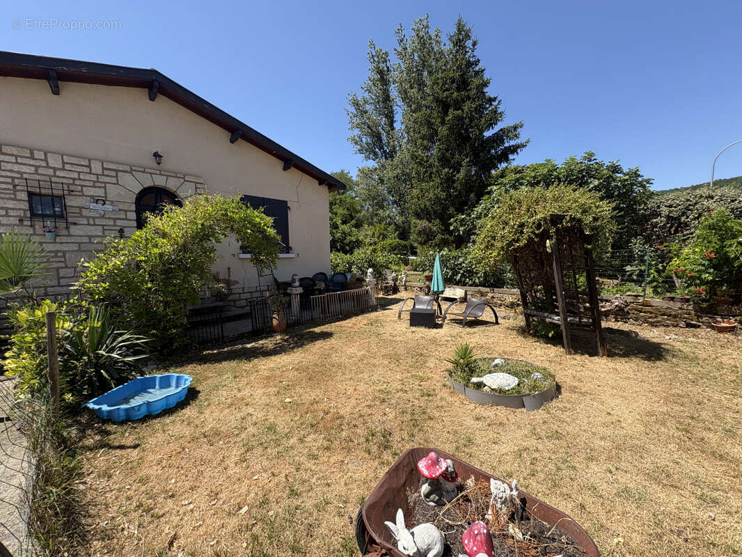 Maison individuelle avec jardin, garage + studio à 5 min de la Dordogne   Saint-Cyprien (Périgord Noir) - photo 2