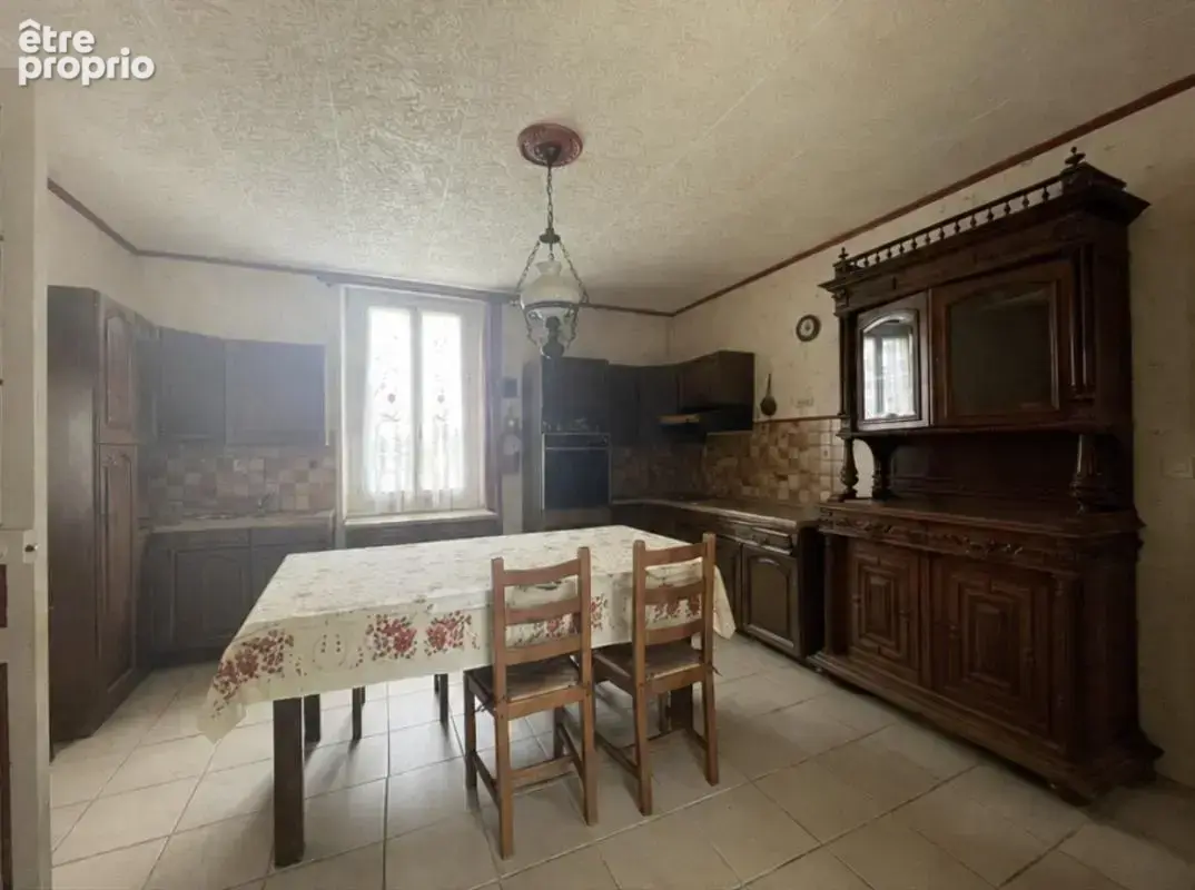 Ensemble immobilier avec double accès et beau potentiel d'am - photo 6