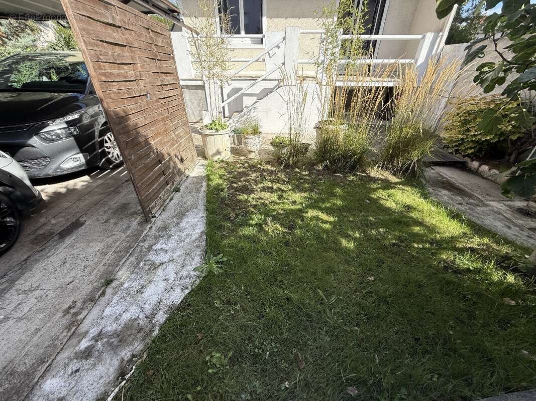 Maison à CHAMPIGNY-SUR-MARNE