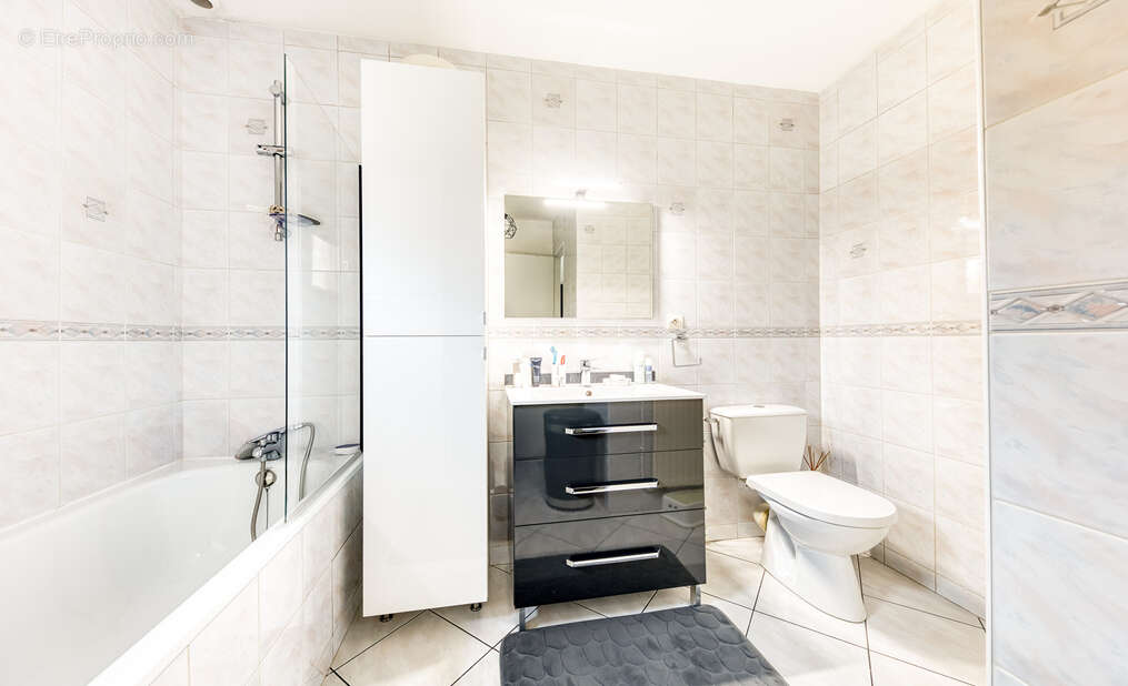 Maison à OZOIR-LA-FERRIERE