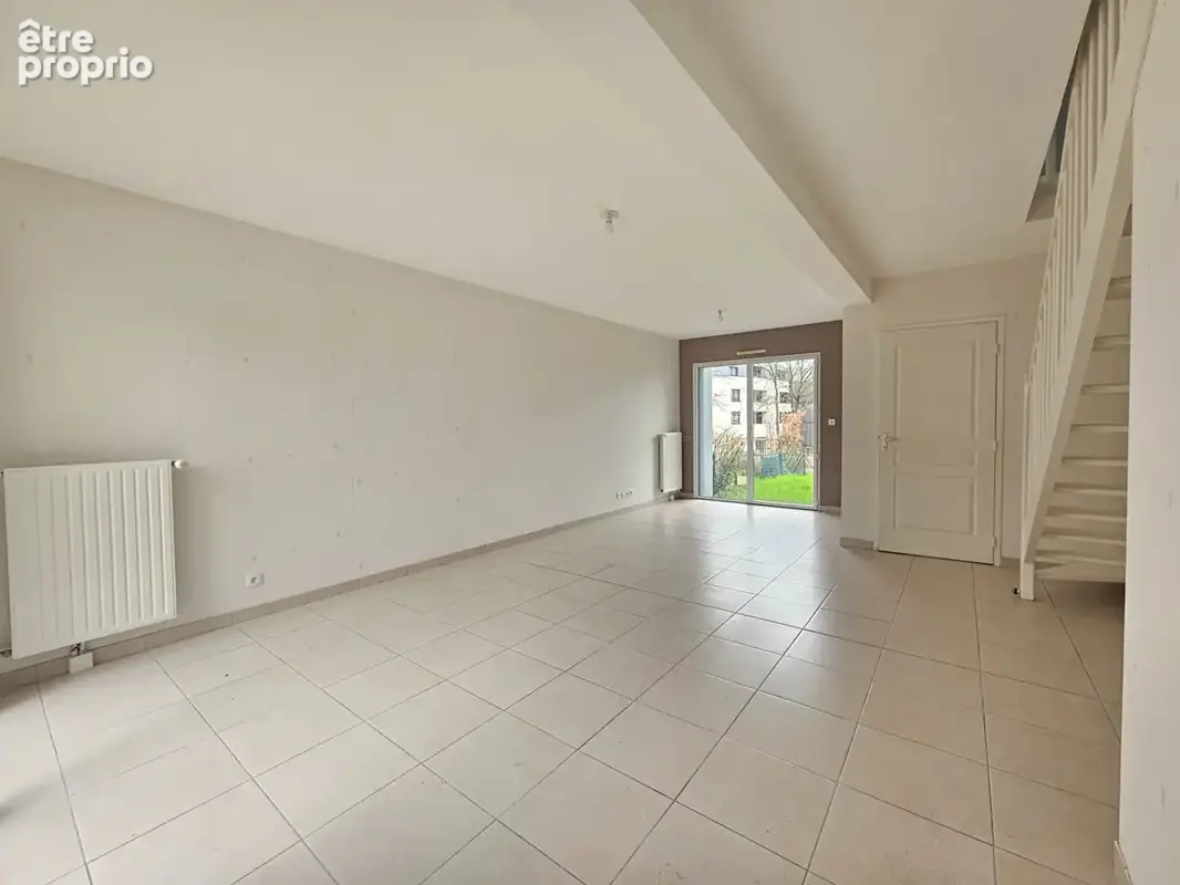 Maison 4 chambres - 111 m²  - Gévezé - photo 4