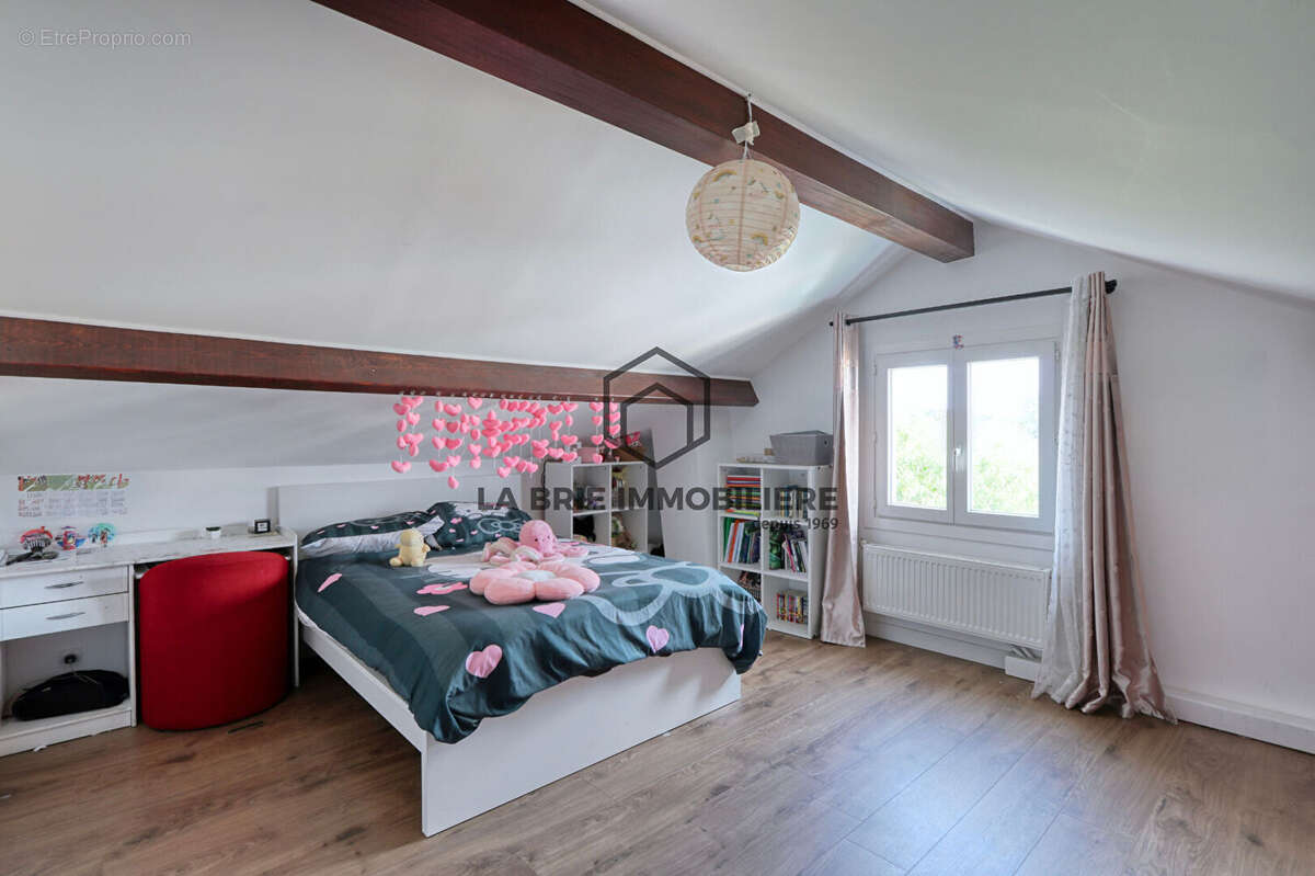 Maison à VILLECRESNES