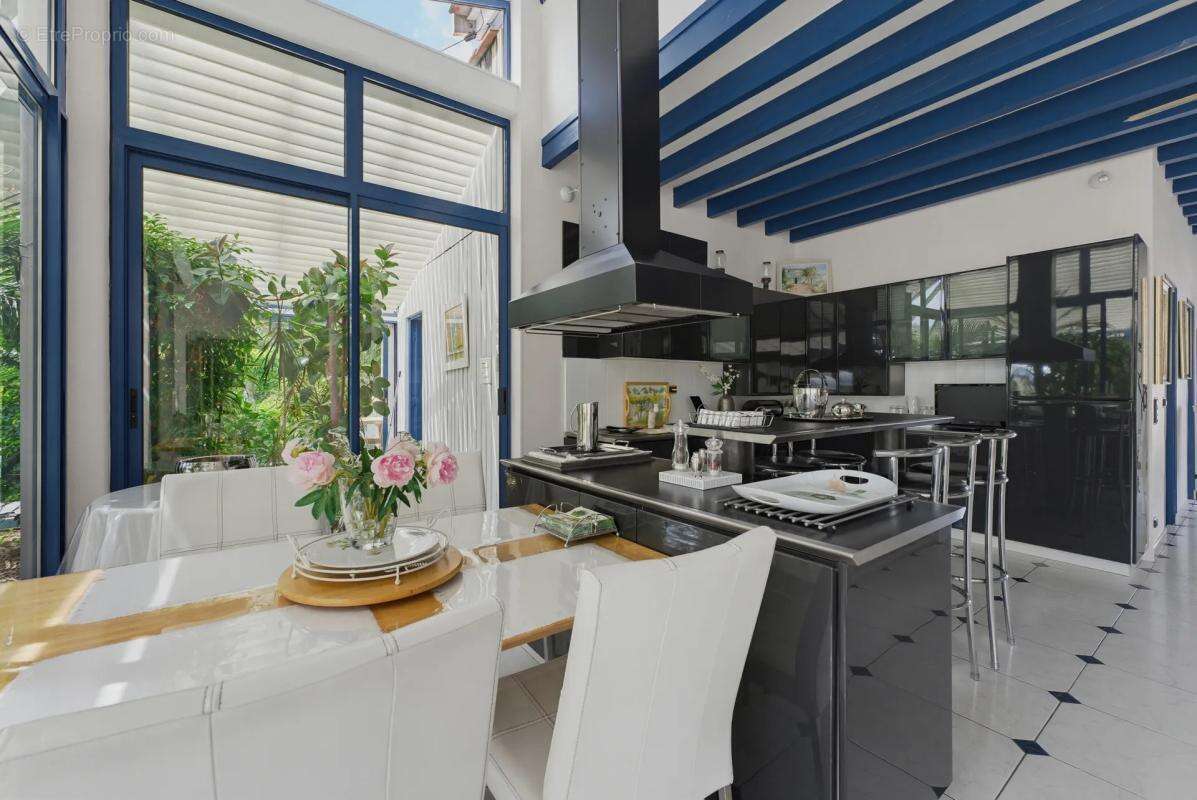 Maison familiale avec piscine à Gradignan - photo 7