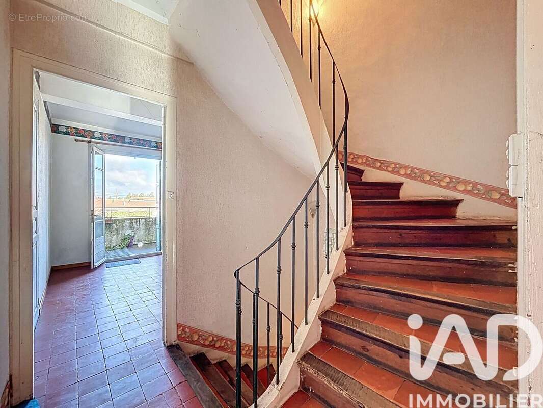 Maison 130 m² à Corbere-Les-Cabanes  - photo 3