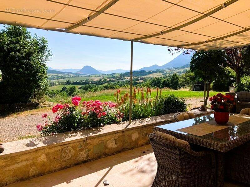 Maison à L&#039;EPINE