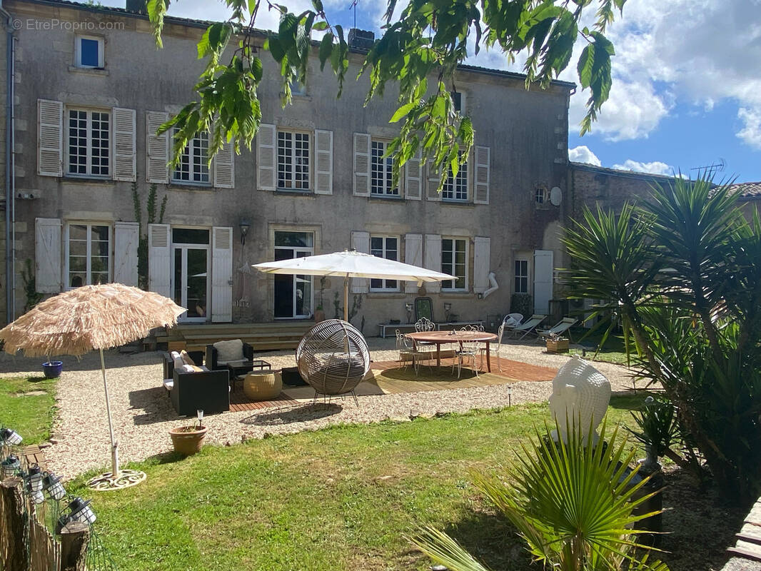 Maison à PAMPLIE