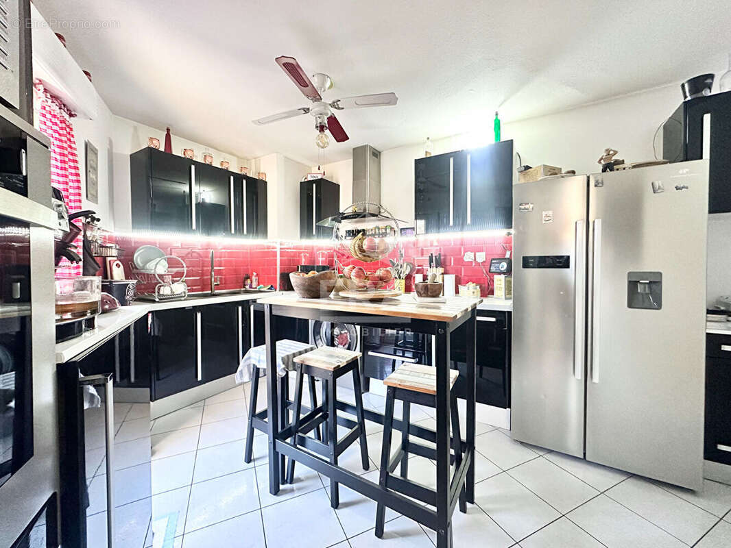 Appartement à MARSEILLE-16E