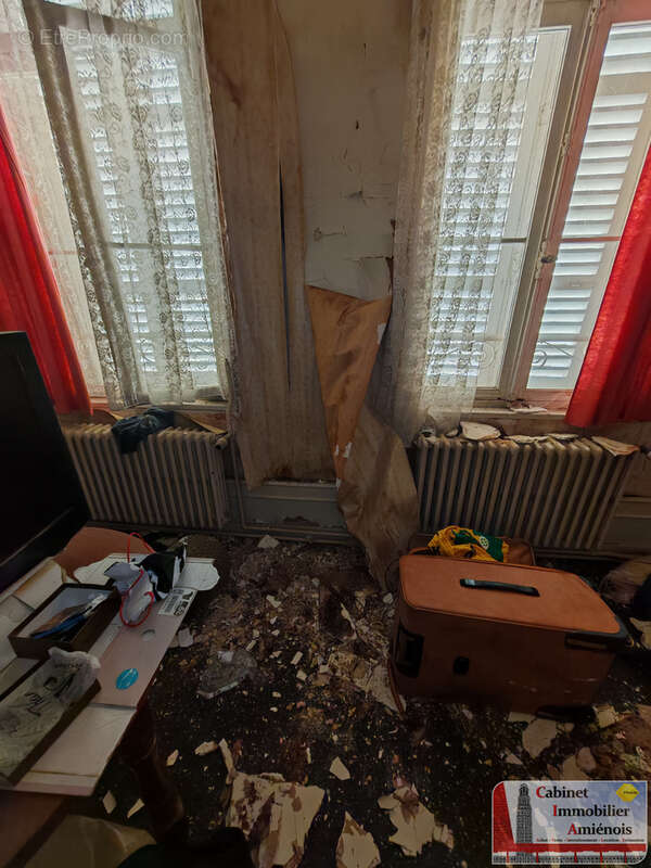 Amiens - Henriville : amiénoise 100m2 avec 2 chambres, bureau et cour - photo 11