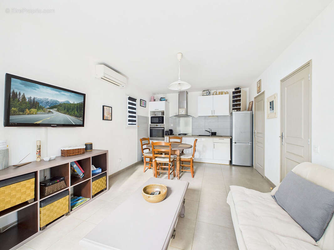 À vendre charmante maison T2 à Patrimonio de 34,7 m² avec jardin de 170 m² - photo 4