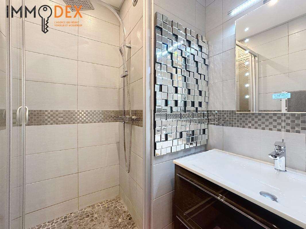 Appartement 106 m² à Reims  - photo 13
