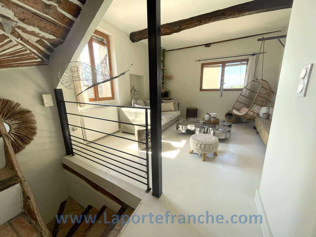 Maison à CAGNES-SUR-MER