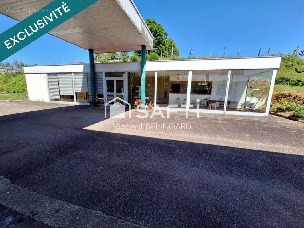 Photo 2 - Commerce à UZERCHE