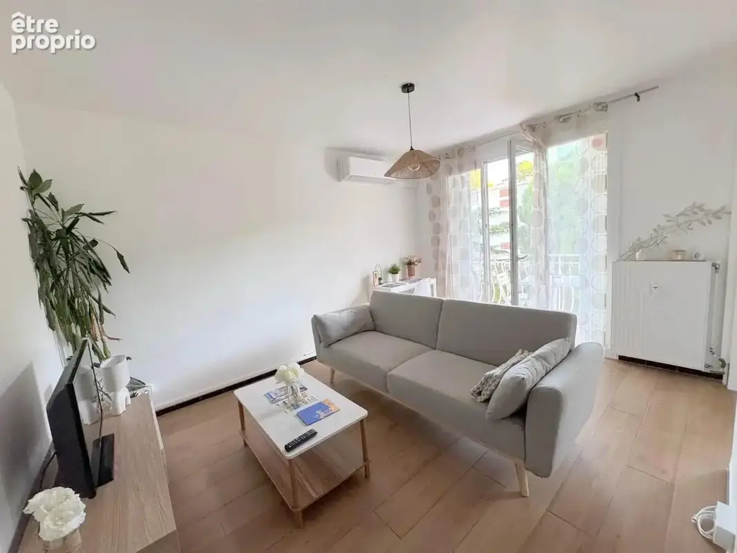 La Seyne - T2 rénové quartier Evescat - photo 3