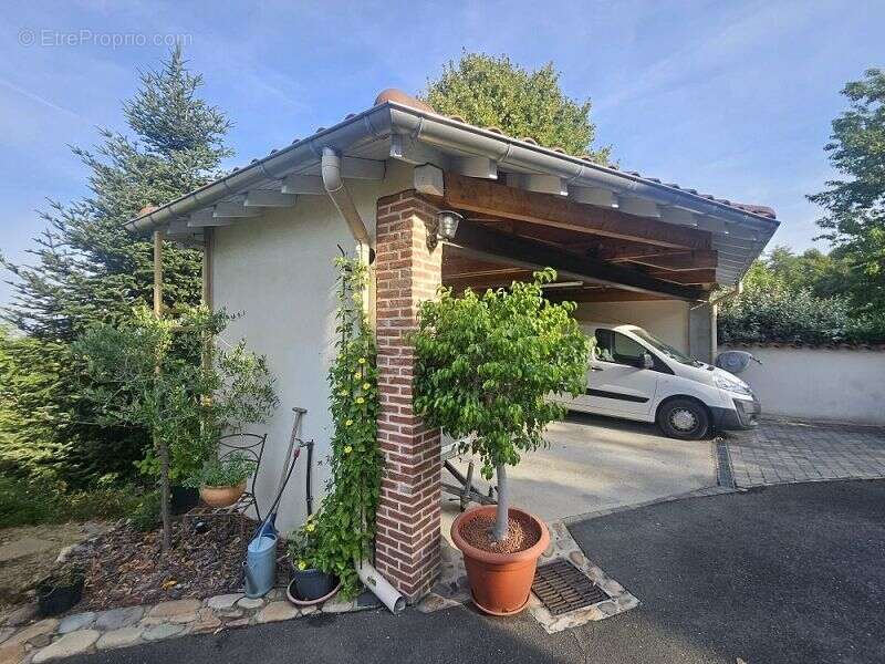 Maison 150 m² à Montrond-Les-Bains  - photo 9