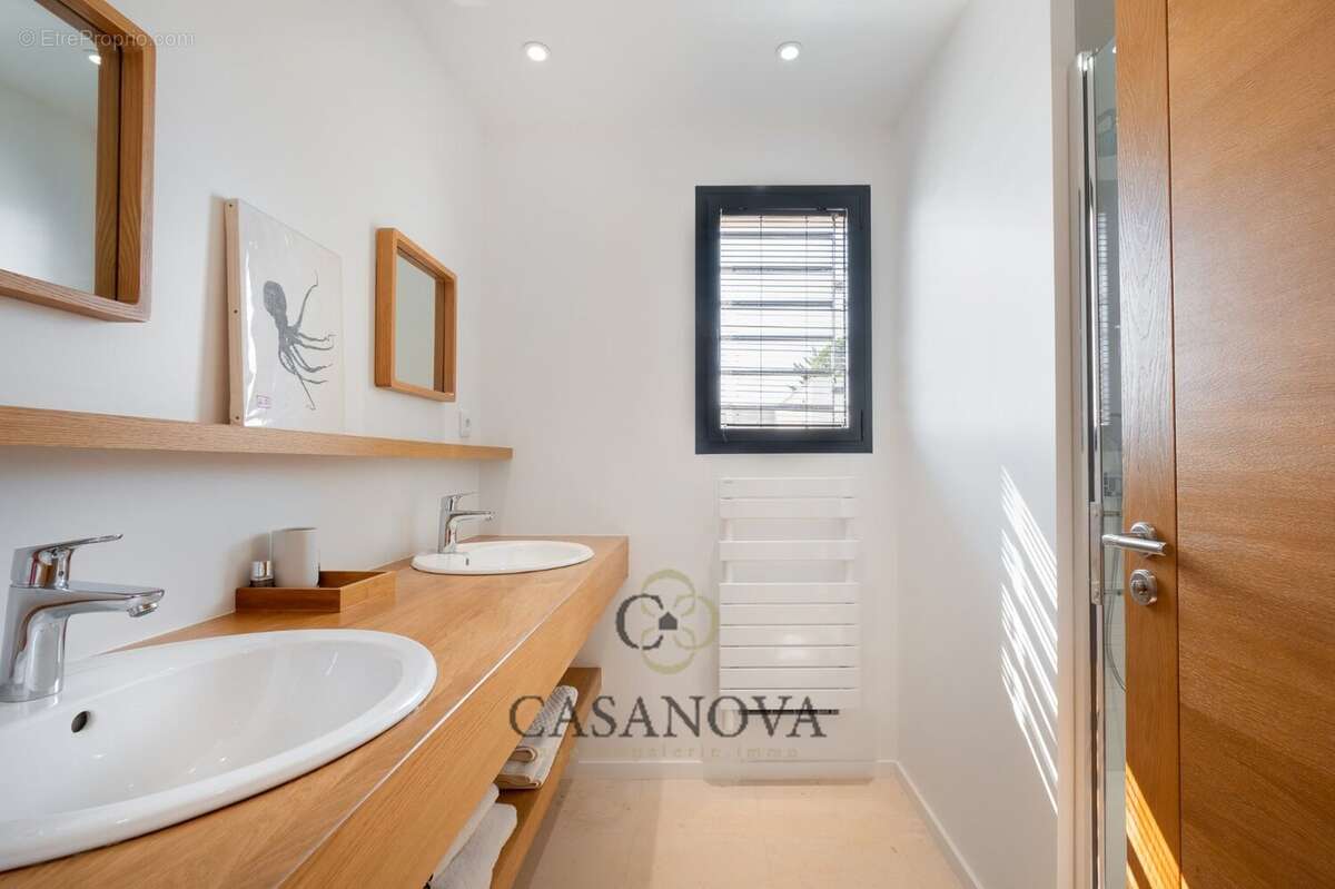 Maison à LA GRANDE-MOTTE