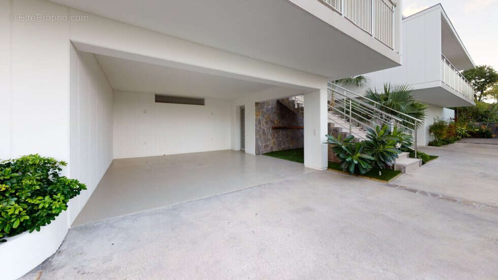 Maison à CAPESTERRE-BELLE-EAU