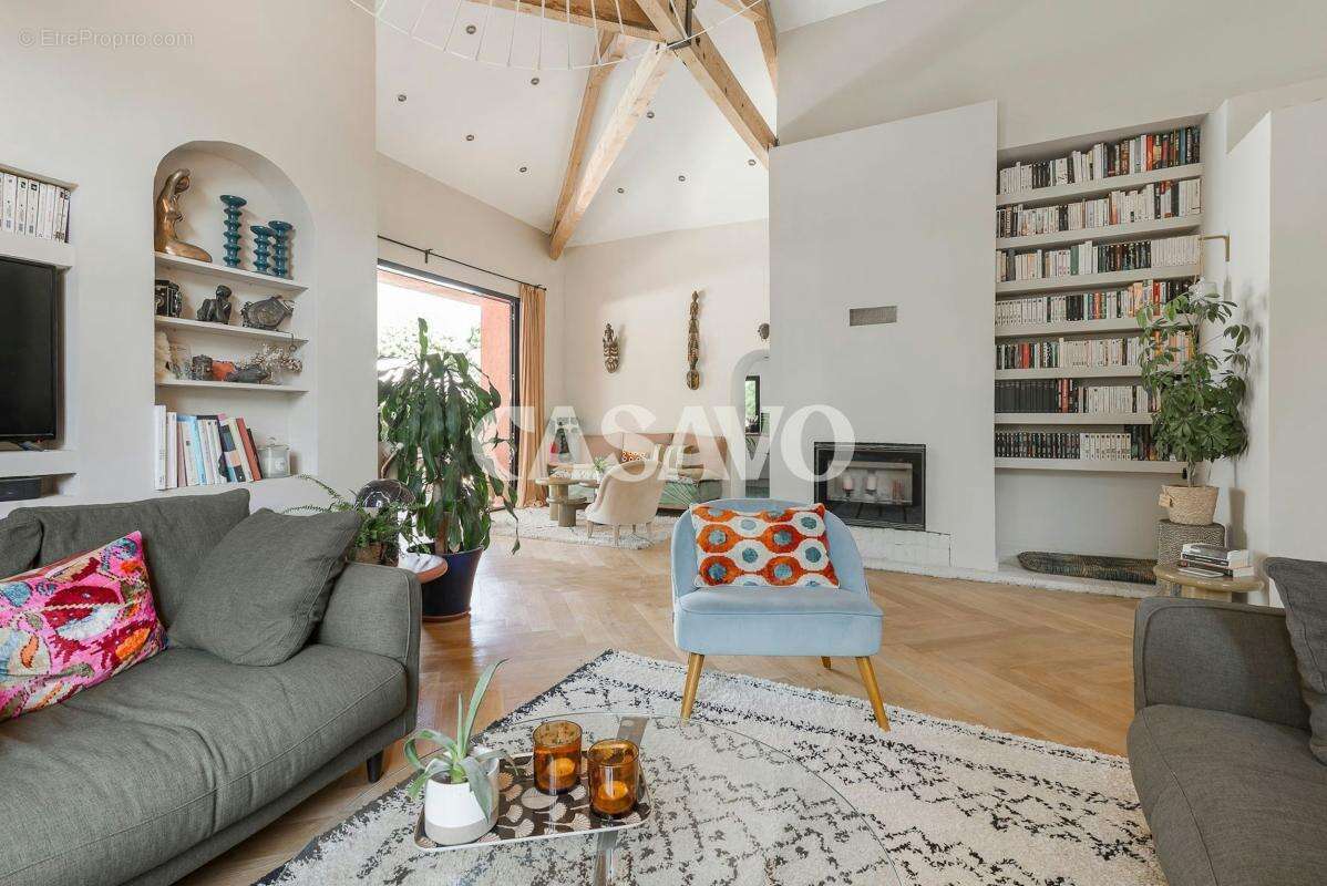 Vente Maison 6 pièces de 191m² - 13540 Aix-en-Provence - photo 10
