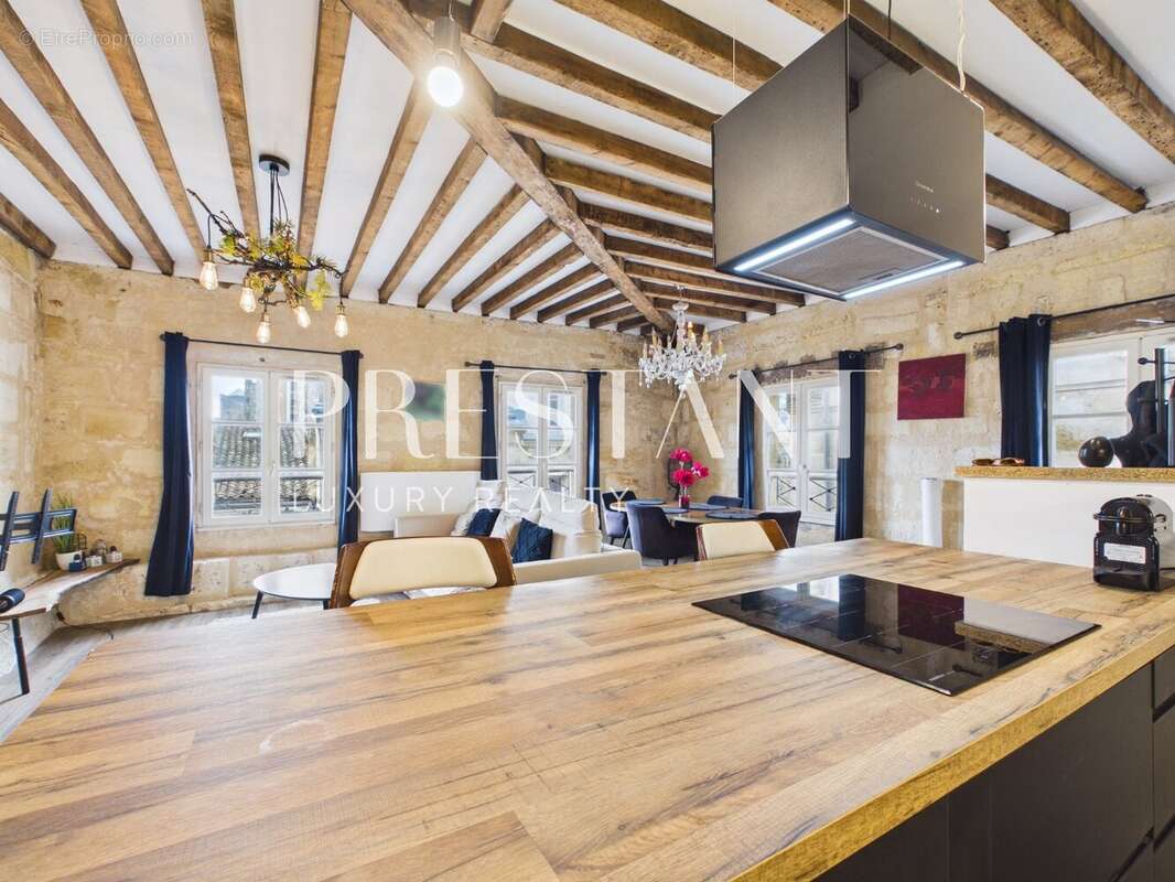 Appartement à BORDEAUX