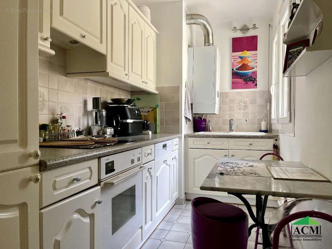 Appartement à MERY-SUR-OISE