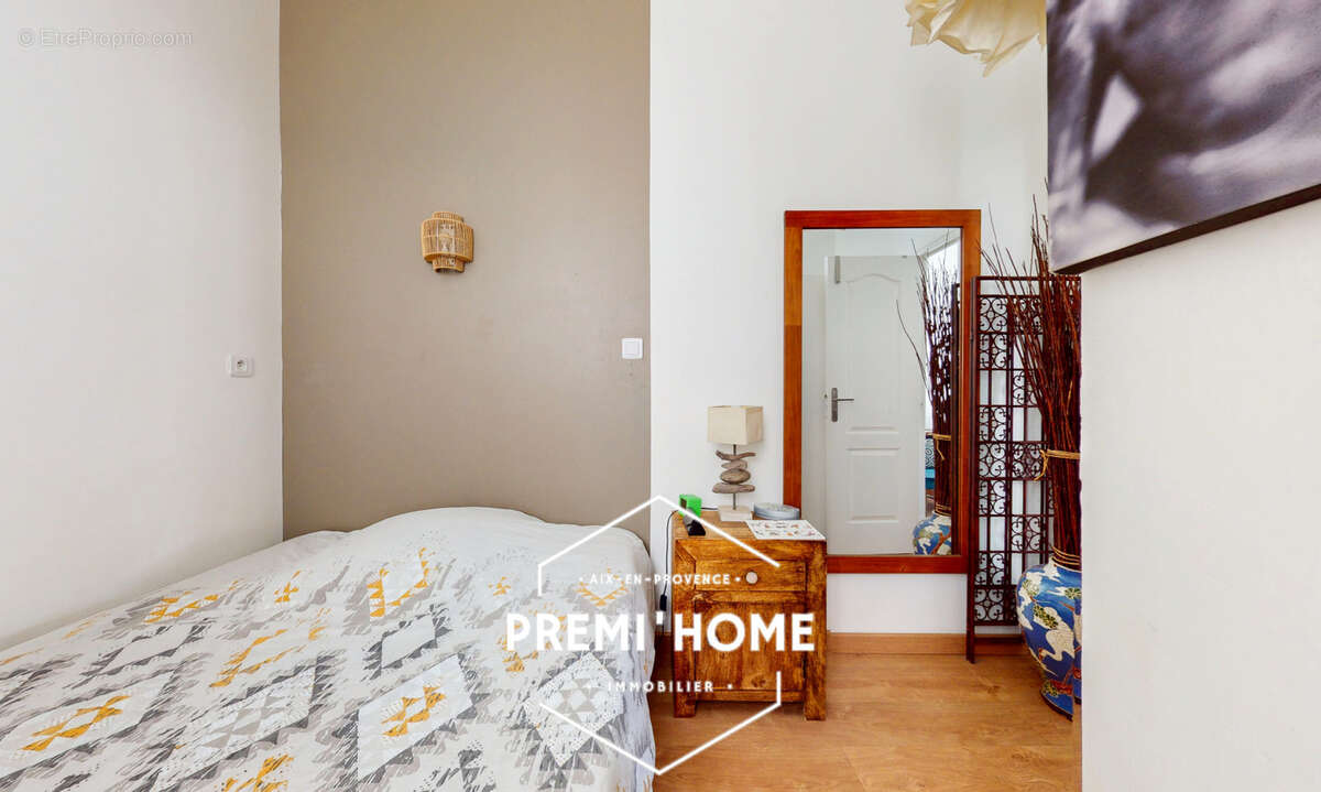 Appartement à MARSEILLE-2E