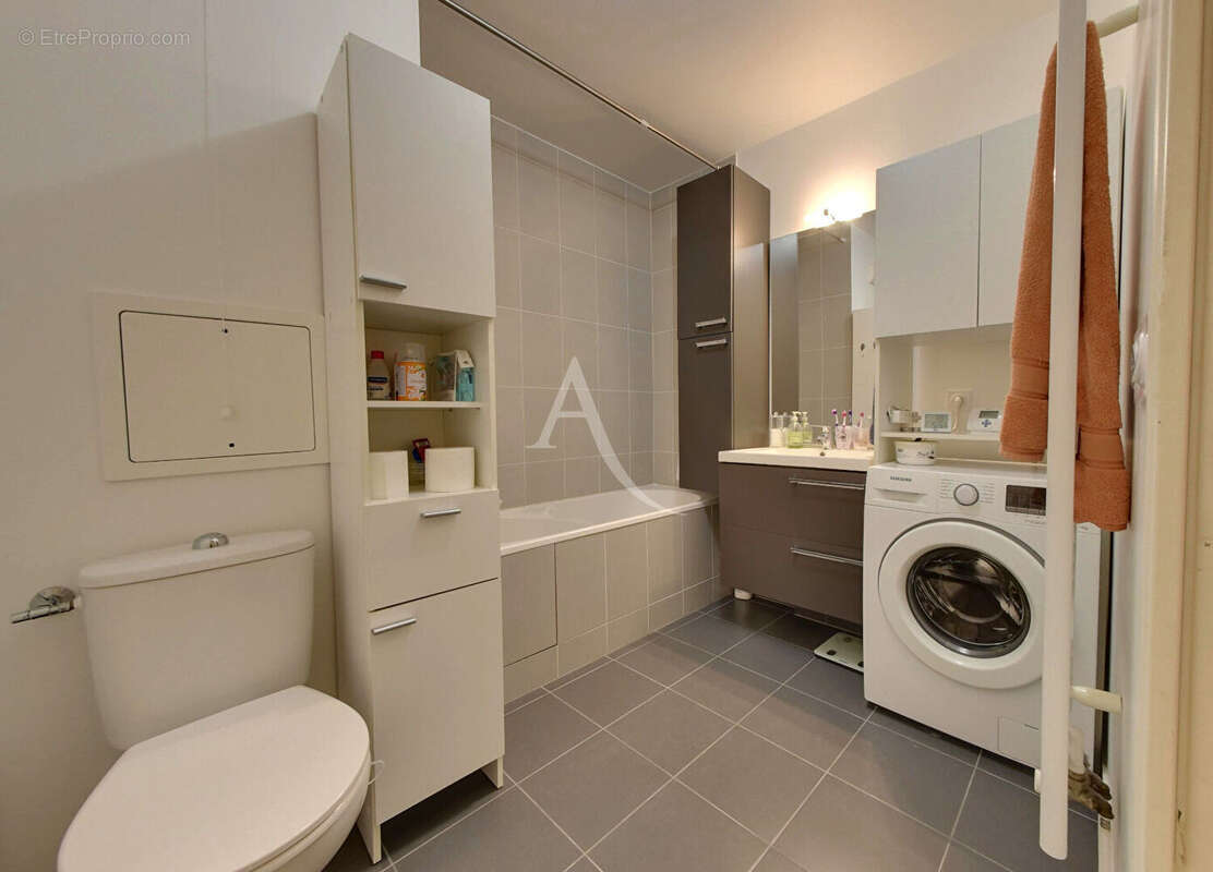 Appartement à GRISY-SUISNES