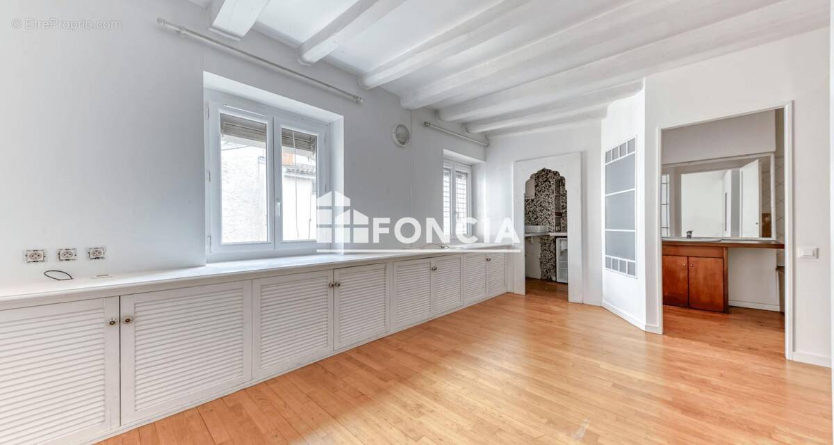Appartement à LYON-6E