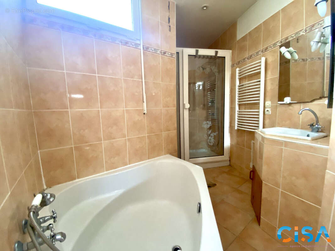 Appartement à NEUILLY-EN-THELLE