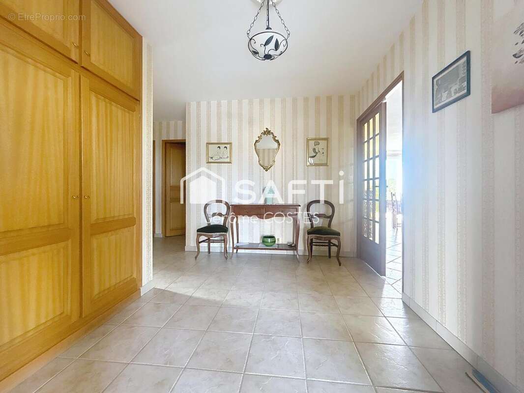 Photo 2 - Maison à MONTBETON