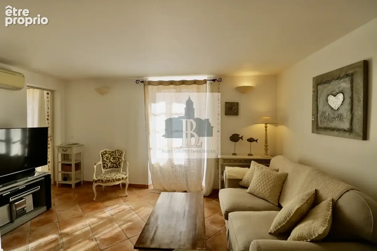 Exclusivité, Saint-Tropez, appartement entre la Place des Lices et le Port - photo 4