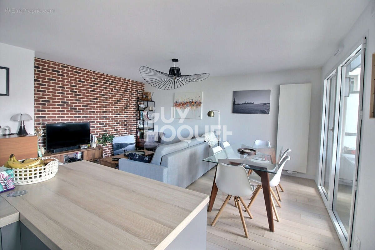 Appartement à SURESNES