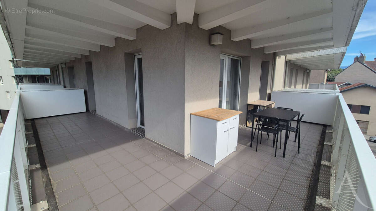 Appartement Grenoble 1 pièce(s) 35.5 m2 - photo 2
