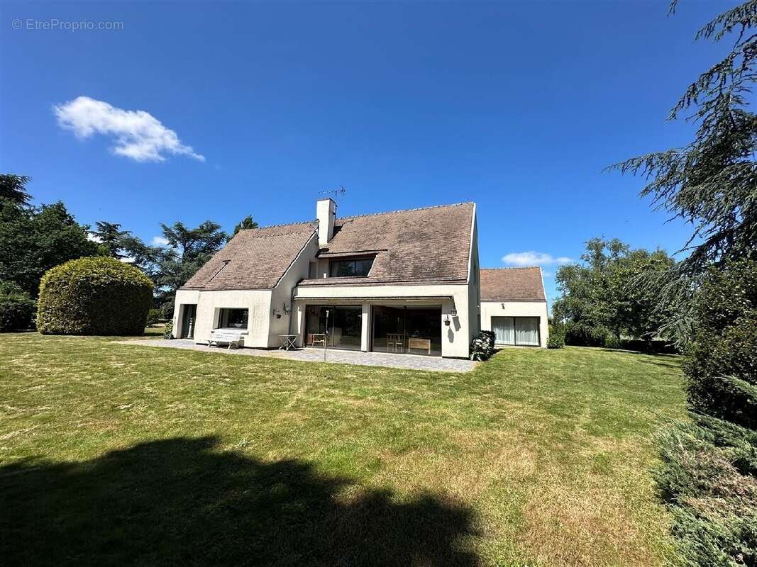 Maison à CHATEAUNEUF-EN-THYMERAIS