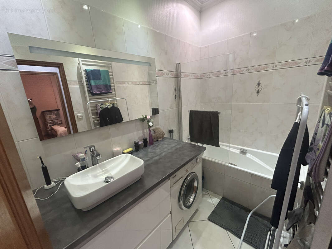 Appartement à VILLEURBANNE